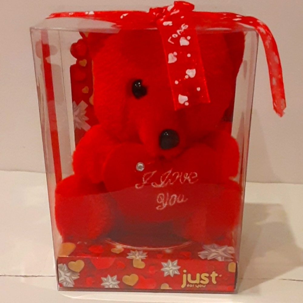 I Love You Valentine Day Gift 7" Red  Teddy Bear Holding a Heart In a Box NWT